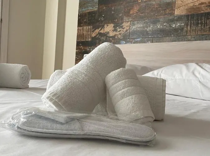 Bed & Breakfast New Paris &